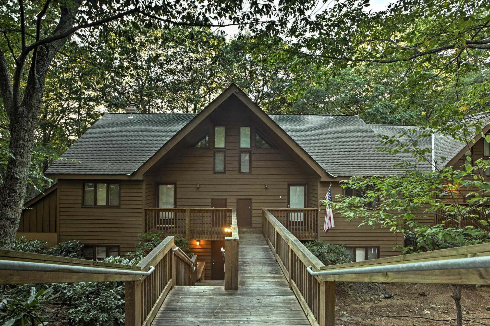 Wintergreen Resort Mountain Condo With Pool Access! Lyndhurst Exterior photo
